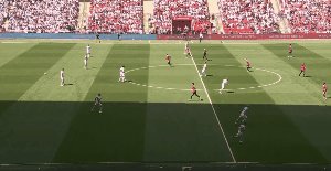 kaiyun-【足总杯】曼城夺冠！京多安双响曼城2比1胜曼联